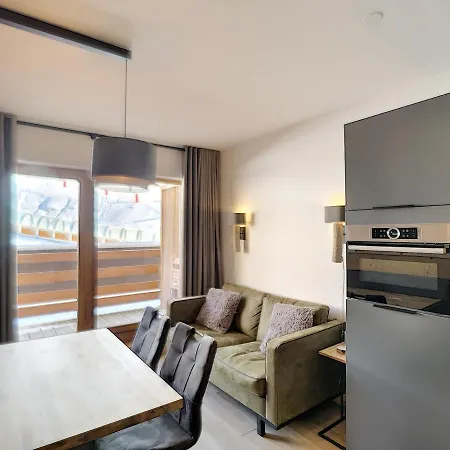Superbe 2 Pieces Renove 4 Pers, Aux Pieds, Balcon Vue Pistes